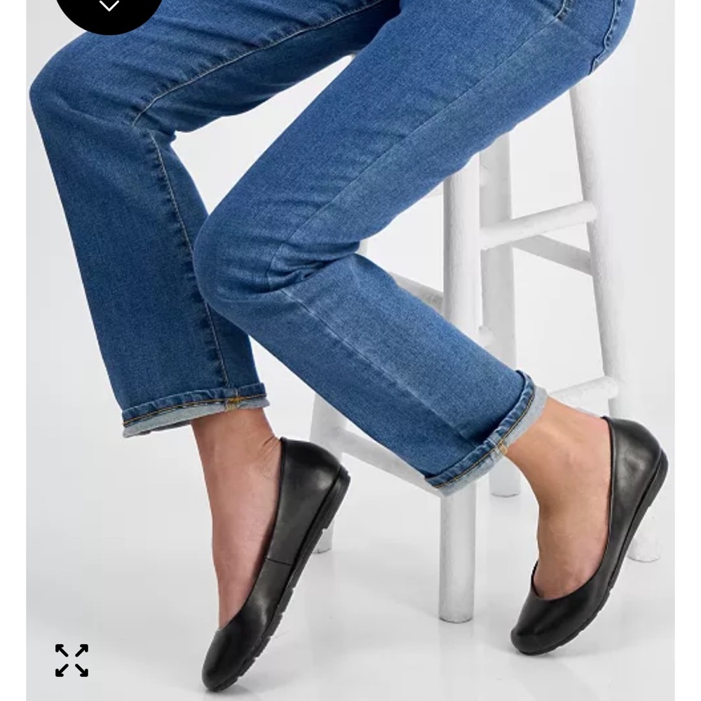 Brand New Women's Elsaa Cushioned Insoles Flats